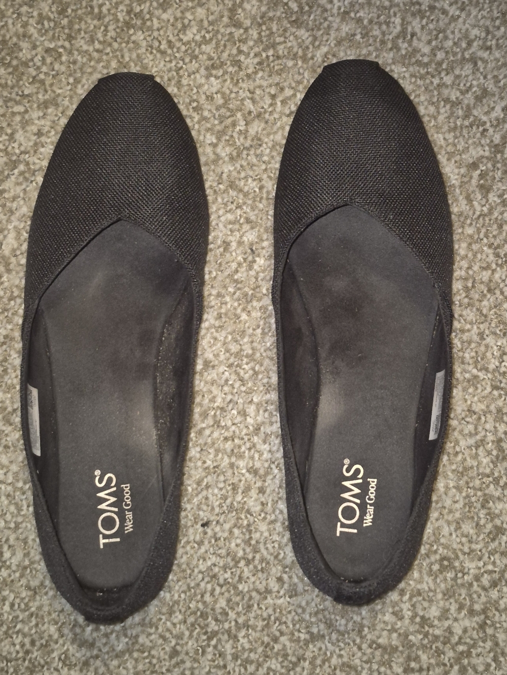 TOMS Women's Classic Black Slip-On Flats